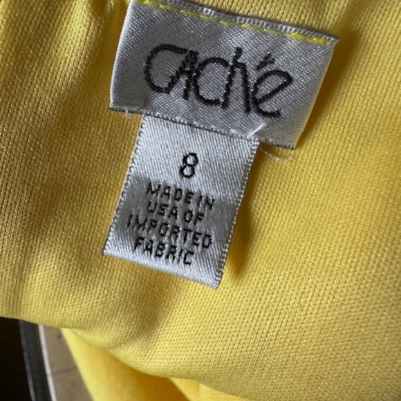 Cache size 8 yellow party dress - Picture 9 of 10